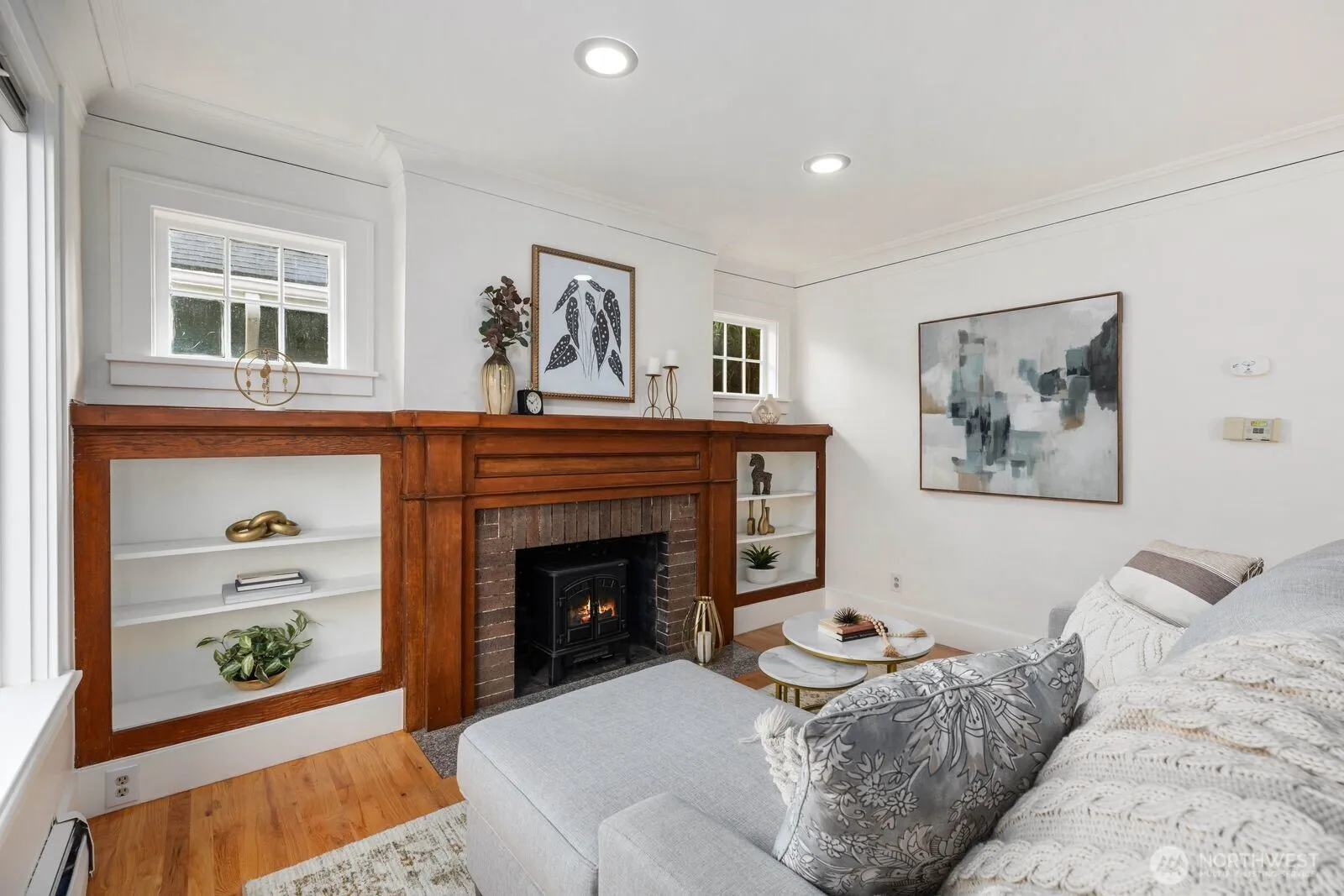 Property photo for 3218 S Byron Street, Seattle photo 5