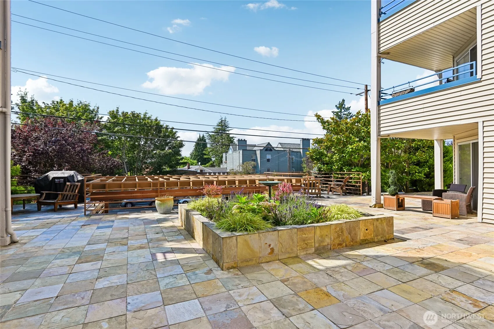 Property photo for 6960 California Avenue Sw #a109, Seattle photo 4