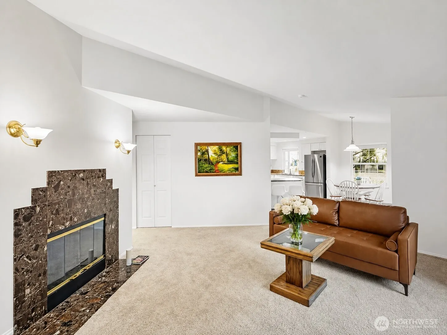 Property photo for 8653 Avondale Rd Ne #d208, Redmond photo 2