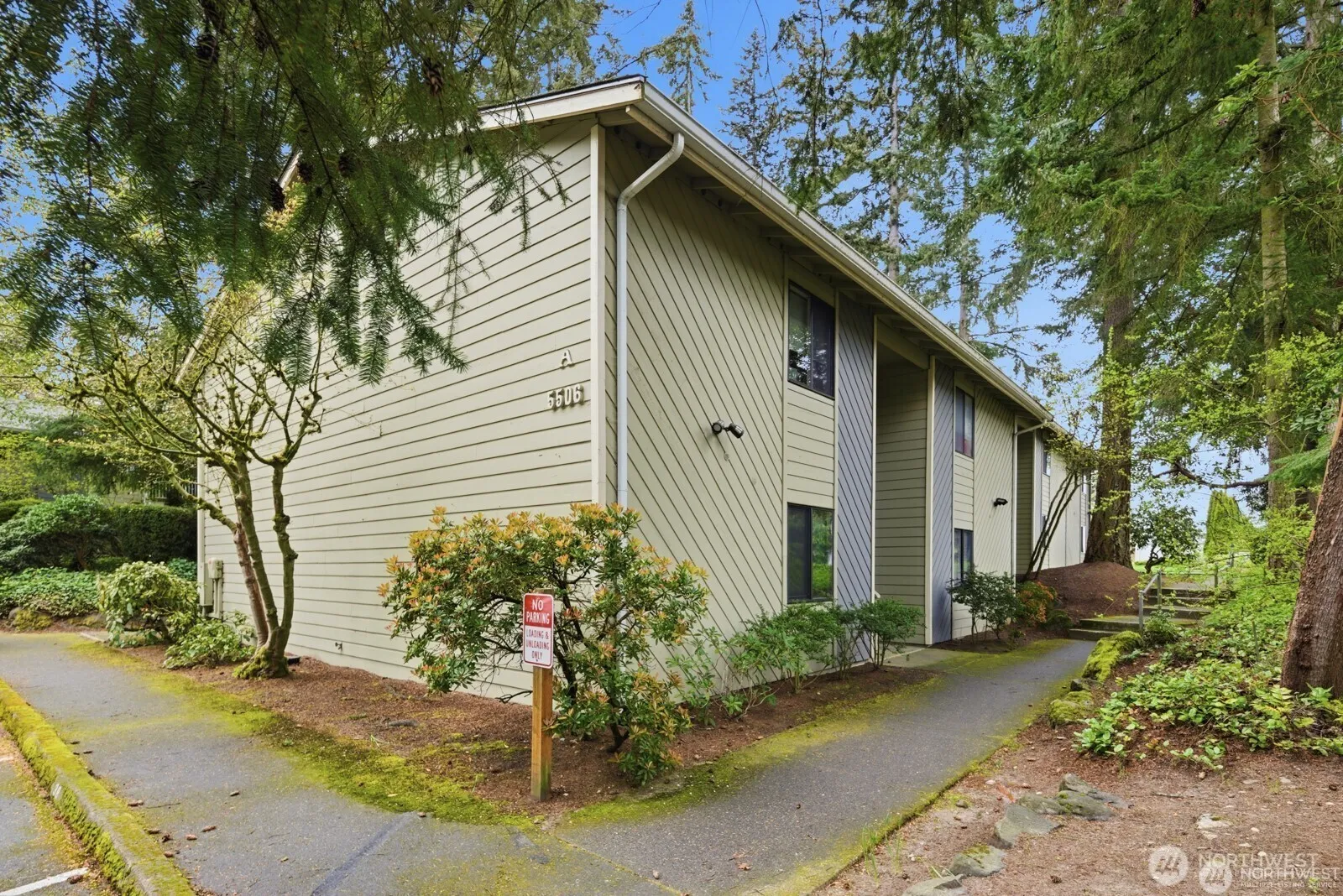 Property photo for 5506 220th Street Sw #a-105, Mountlake Terrace photo 2