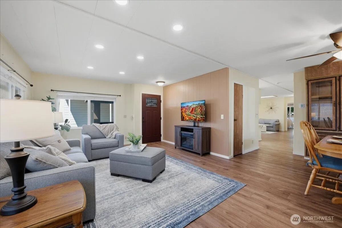 Property photo for 815 124th Street Sw #151, Everett photo 5