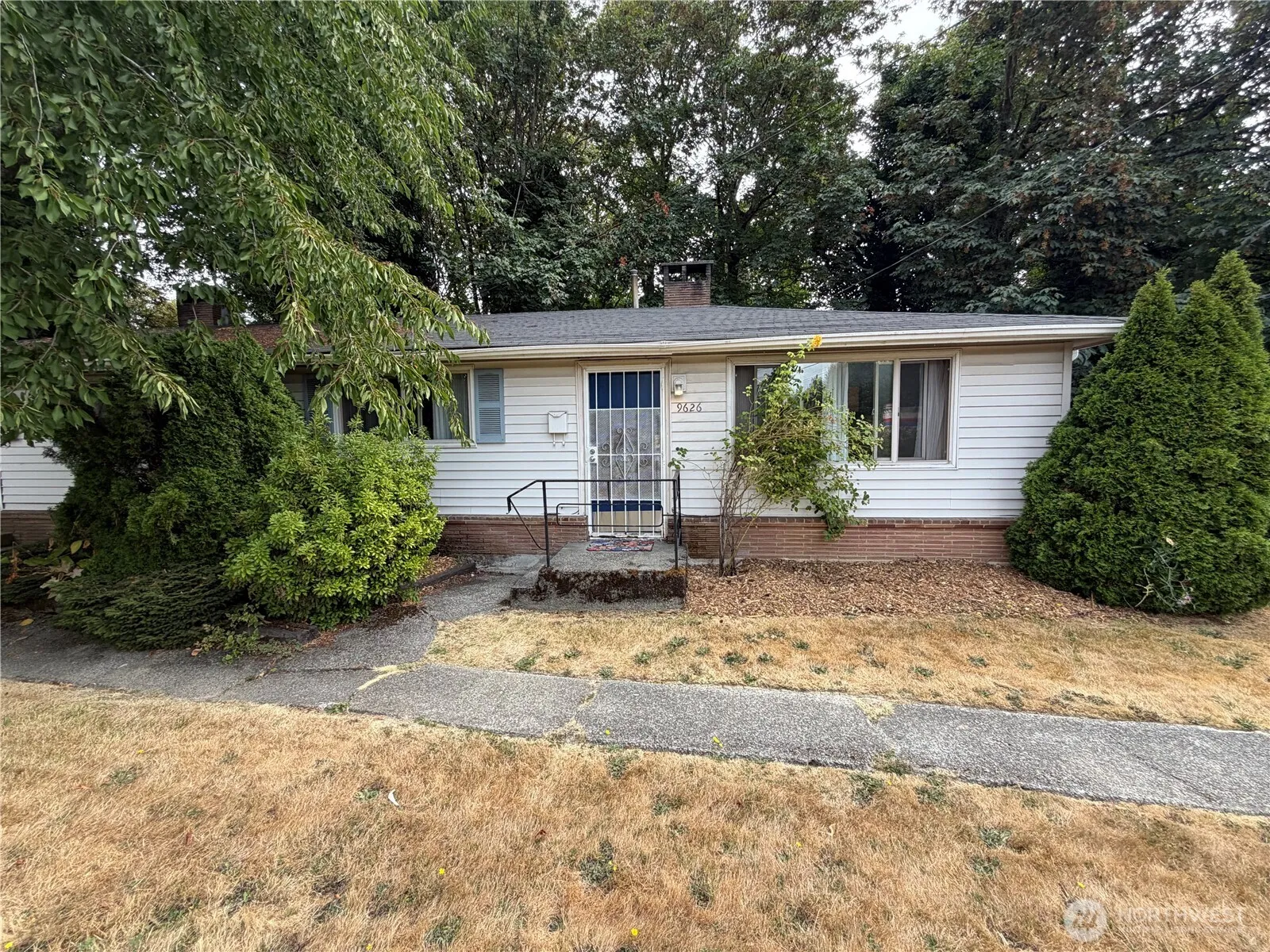 Property photo for 9626 Renton Avenue S #b, Seattle photo 2