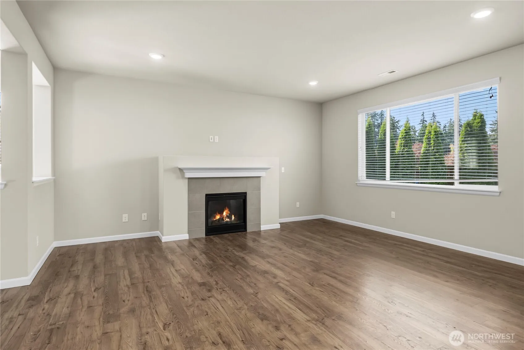 Property photo for 2808 S 376th Street, Federal Way photo 4