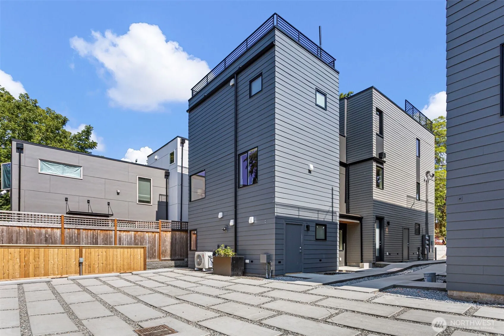 Property photo for 8039 Wallingford Avenue N #b, Seattle