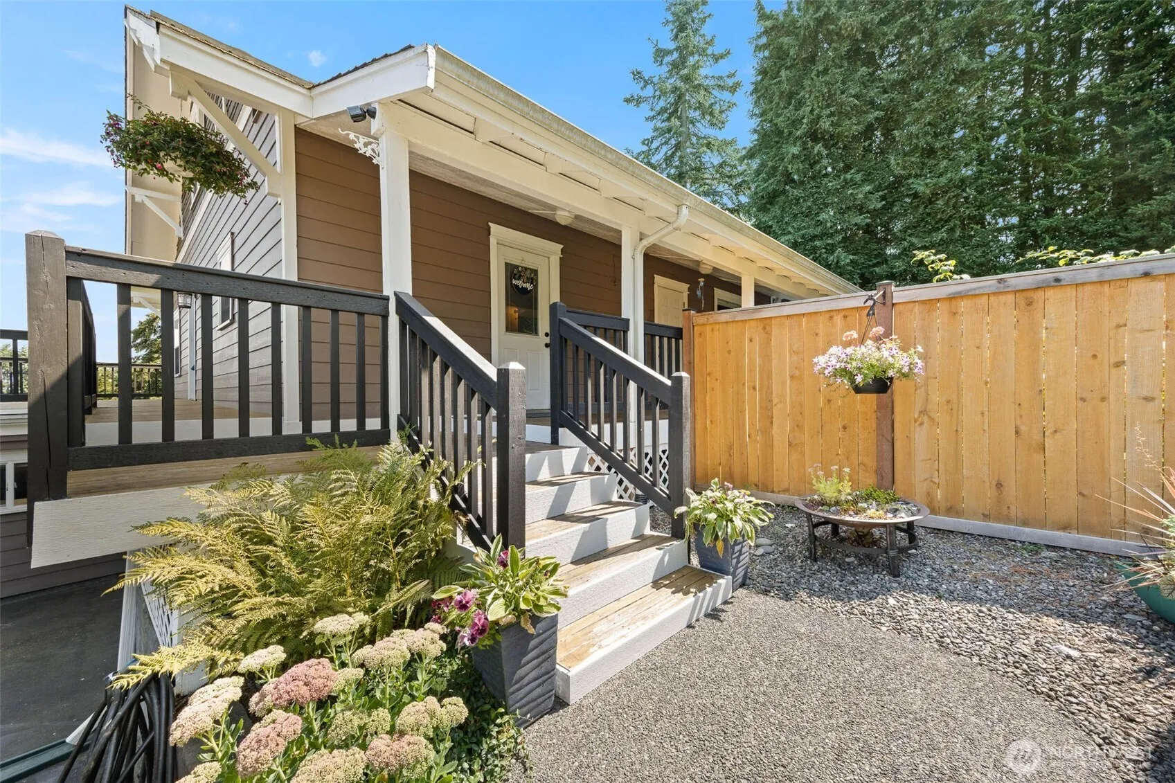 Property photo for 1106 Sumner Lane, Everett photo 3