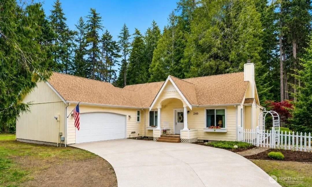 Property photo for 240 E Aycliffe Drive, Shelton