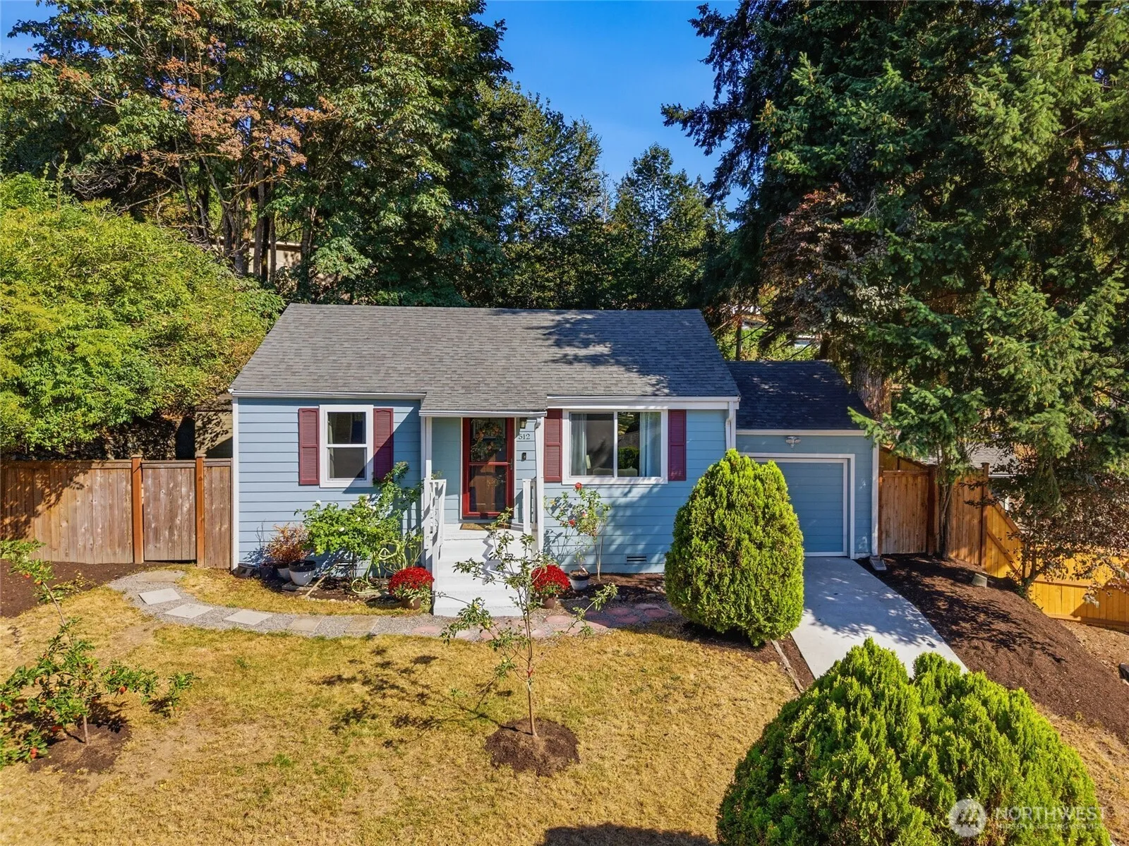 Property photo for 512 Bronson Place Ne, Renton