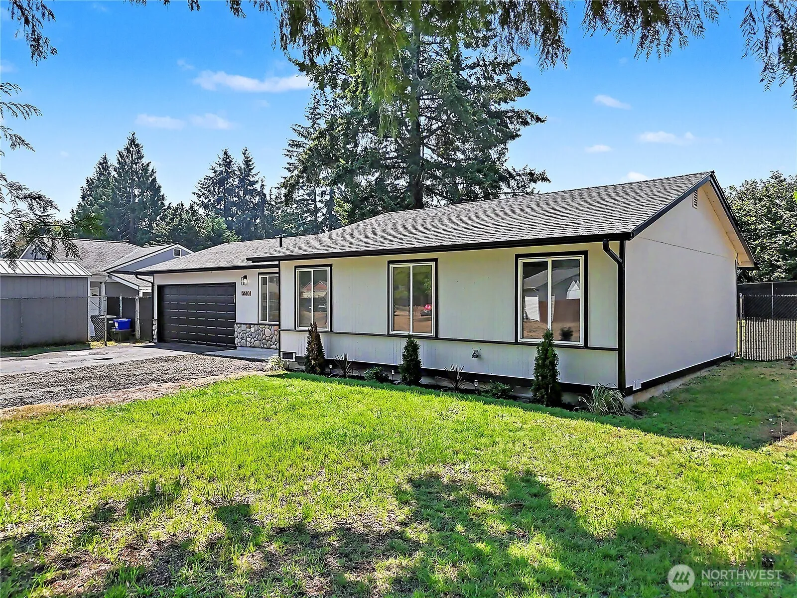 Property photo for 3610 Branson Dr Se, Port Orchard photo 4