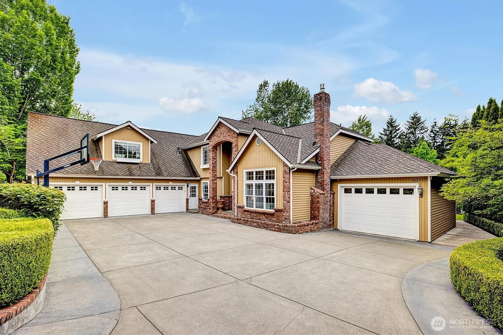 Property photo for 4511 238th Place Se, Sammamish