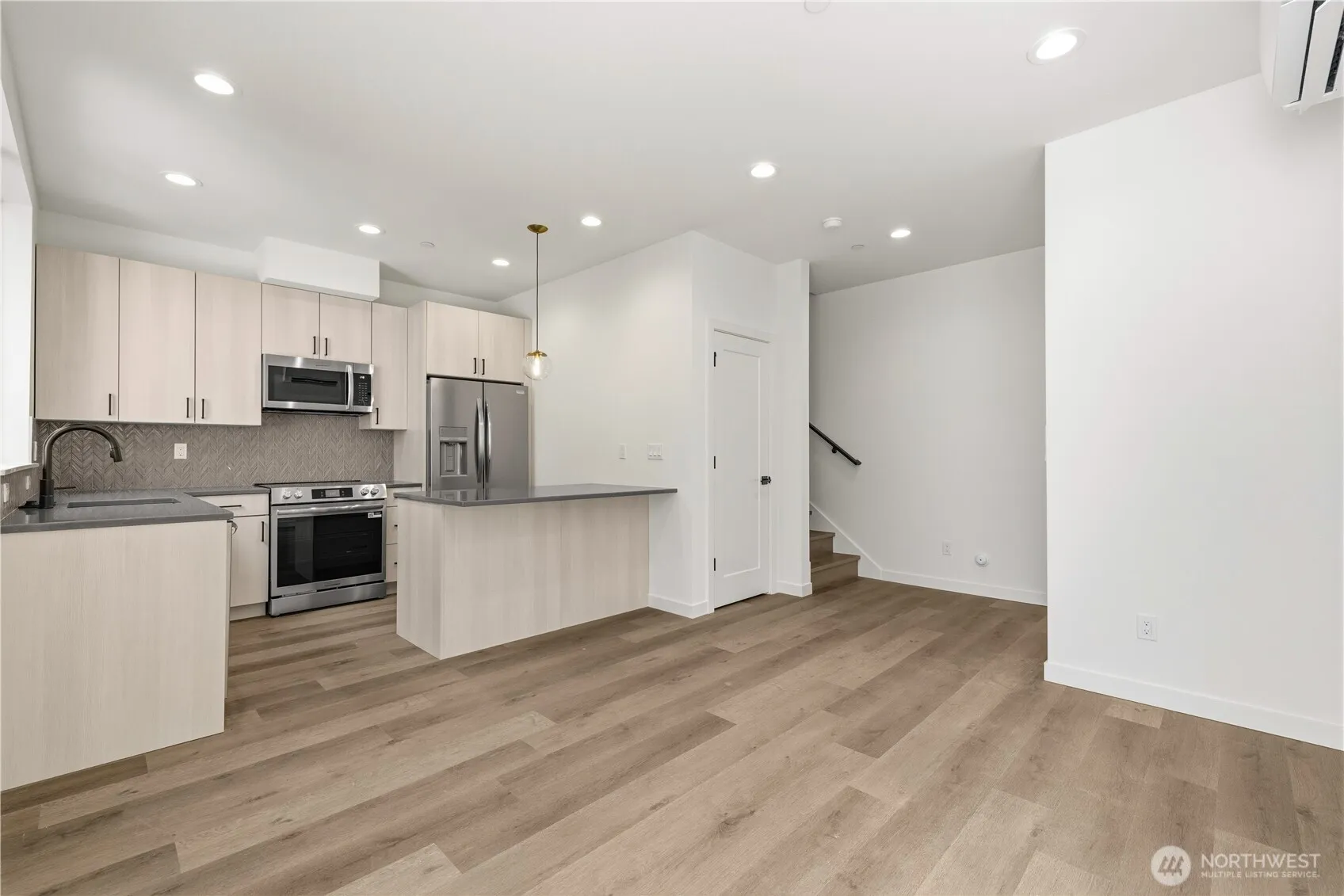 Property photo for 2230 D Nw 60th Street, Seattle photo 4