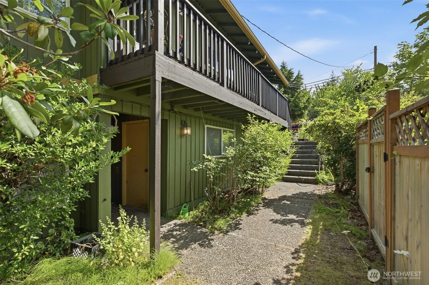Property photo for 14001 35th Avenue Ne, Seattle photo 4