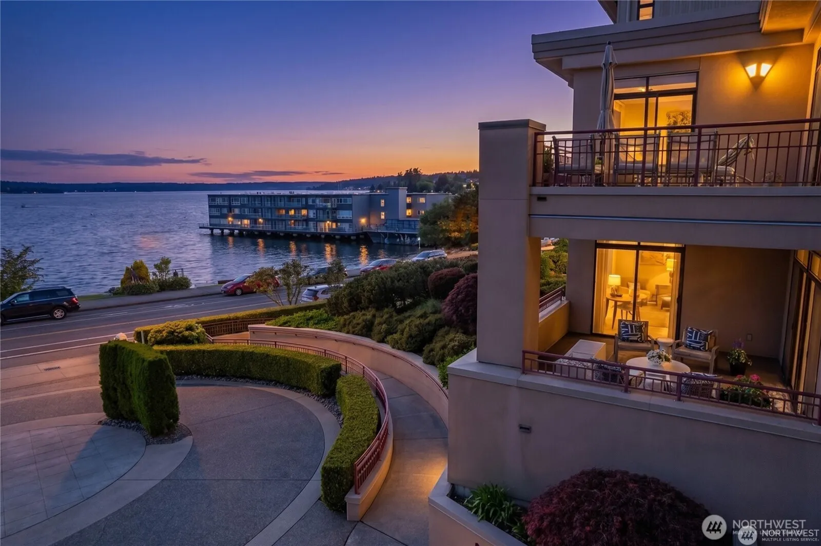 Property photo for 528 Lake Street S #a201, Kirkland