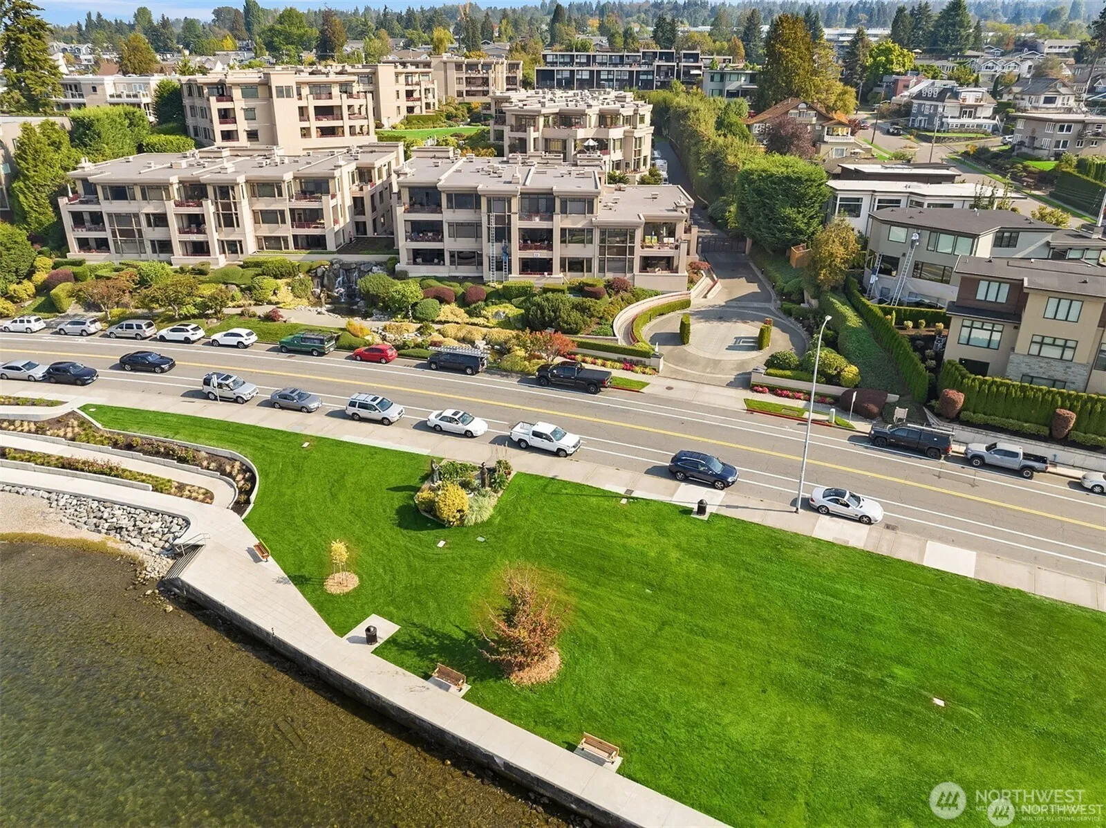 Property photo for 528 Lake Street S #a201, Kirkland photo 4