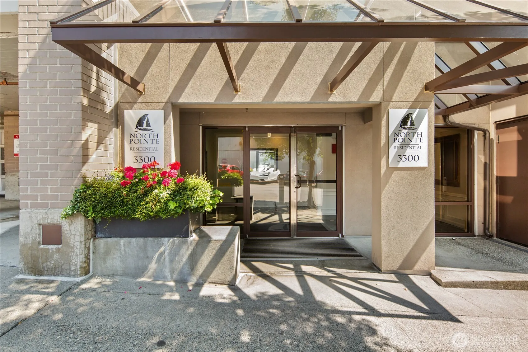 Property photo for 3300 Meridian Avenue N #302, Seattle photo 2