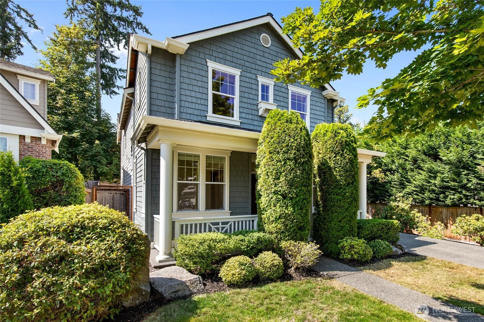 Property photo for 15381 129th Avenue Ne, Woodinville photo 2