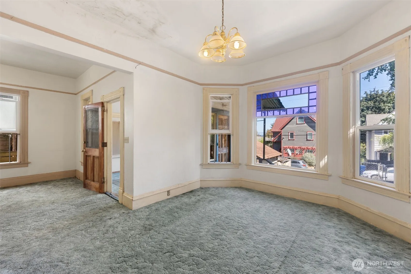 Property photo for 1525 14th Avenue S, Seattle photo 4