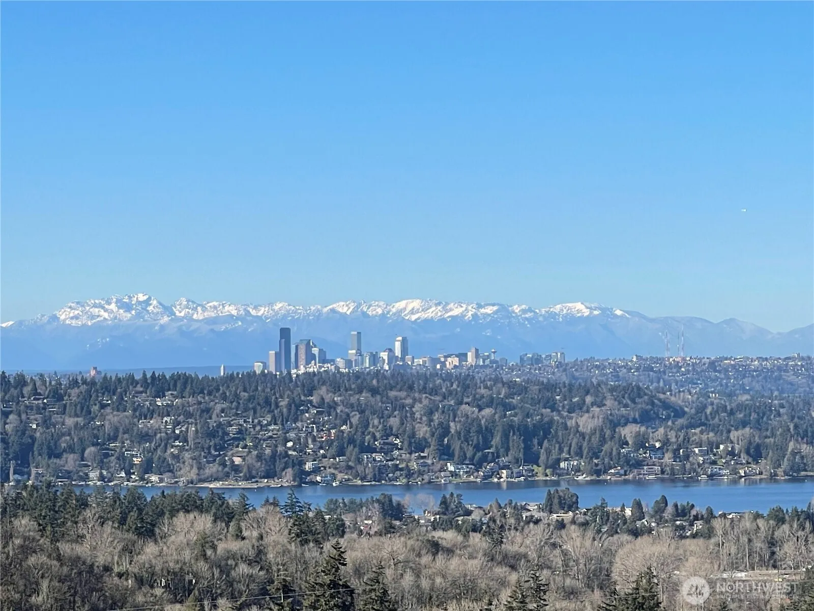 Property photo for 4736 134th Place Se, Bellevue