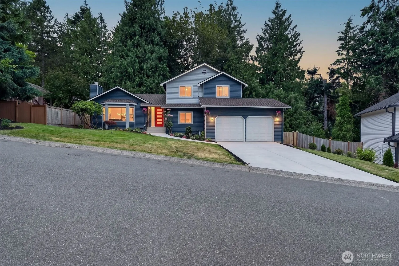 Property photo for 4211 210 Th Place Ne, Sammamish photo 3