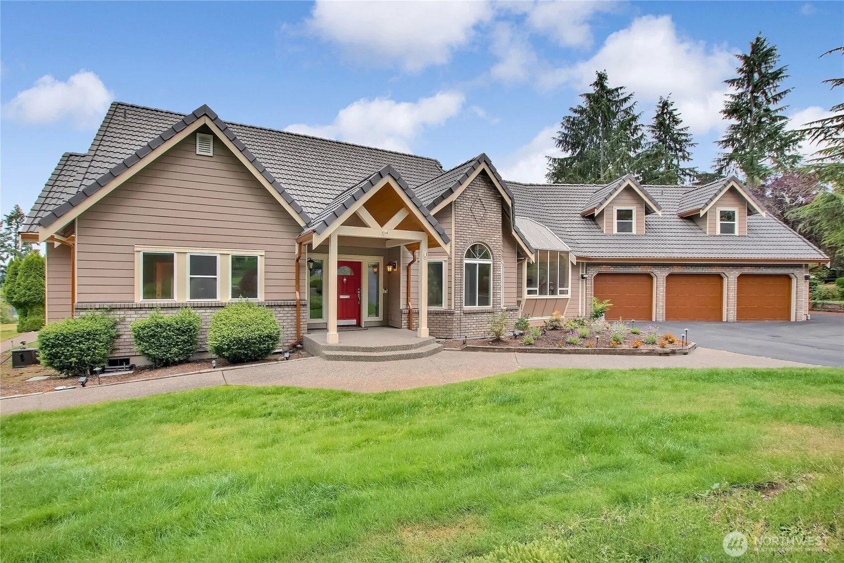 Property photo for 14801 136th Avenue E, Puyallup photo 2