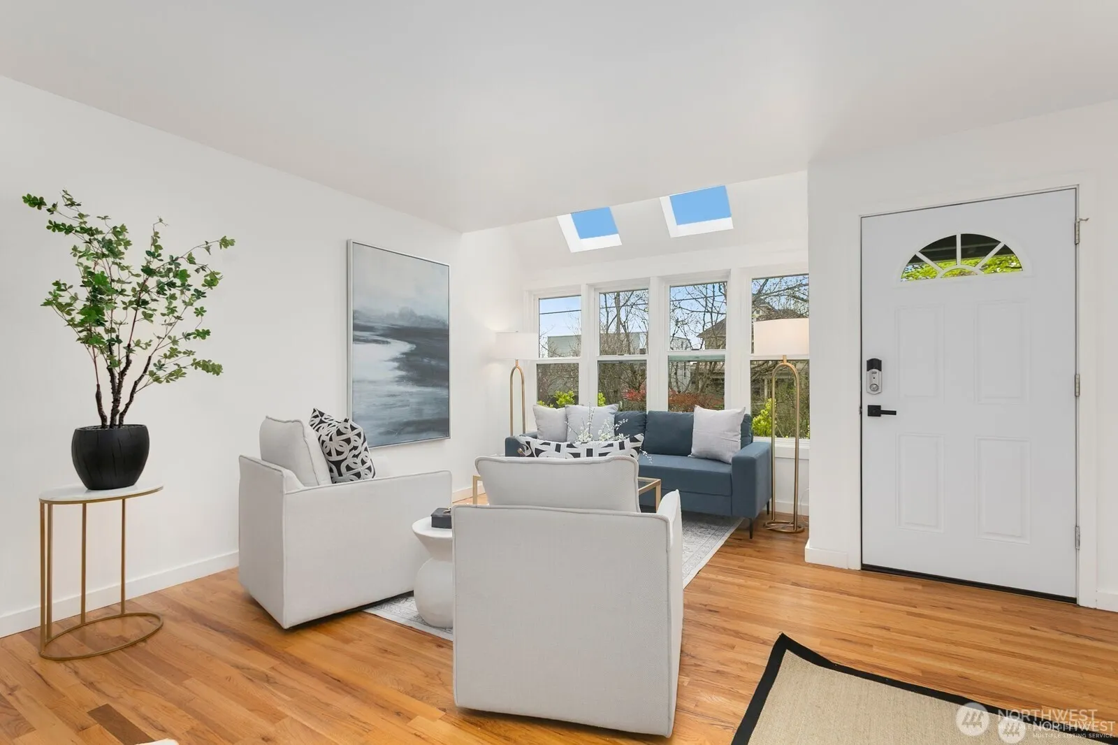 Property photo for 1816 E Jefferson Street #b, Seattle photo 3