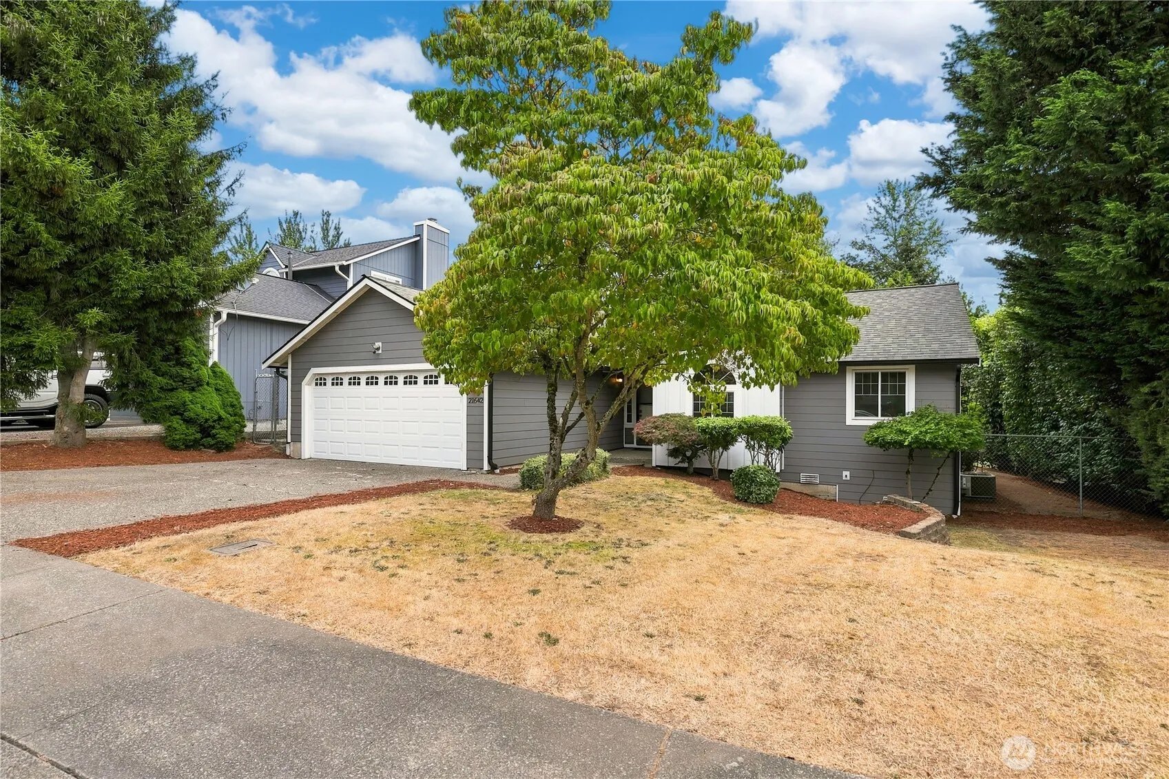 Property photo for 21642 117th Place Se, Kent photo 2