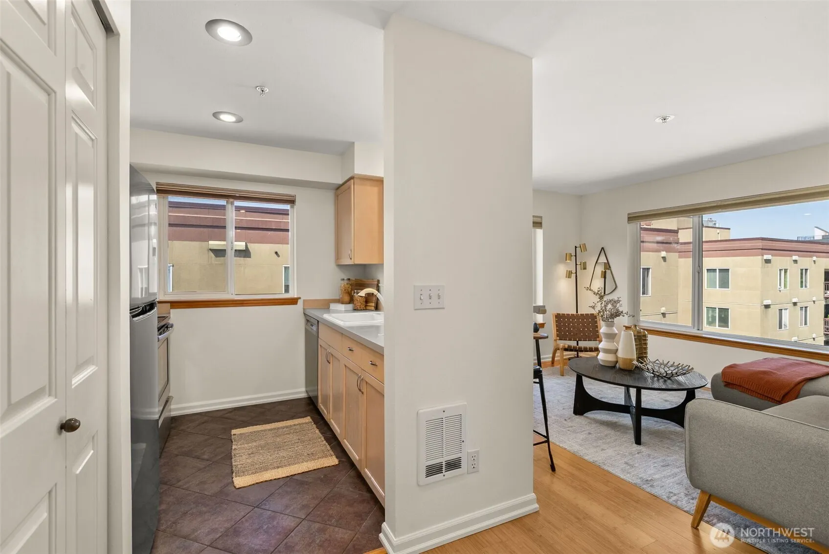 Property photo for 712 E Denny Way #501, Seattle photo 5