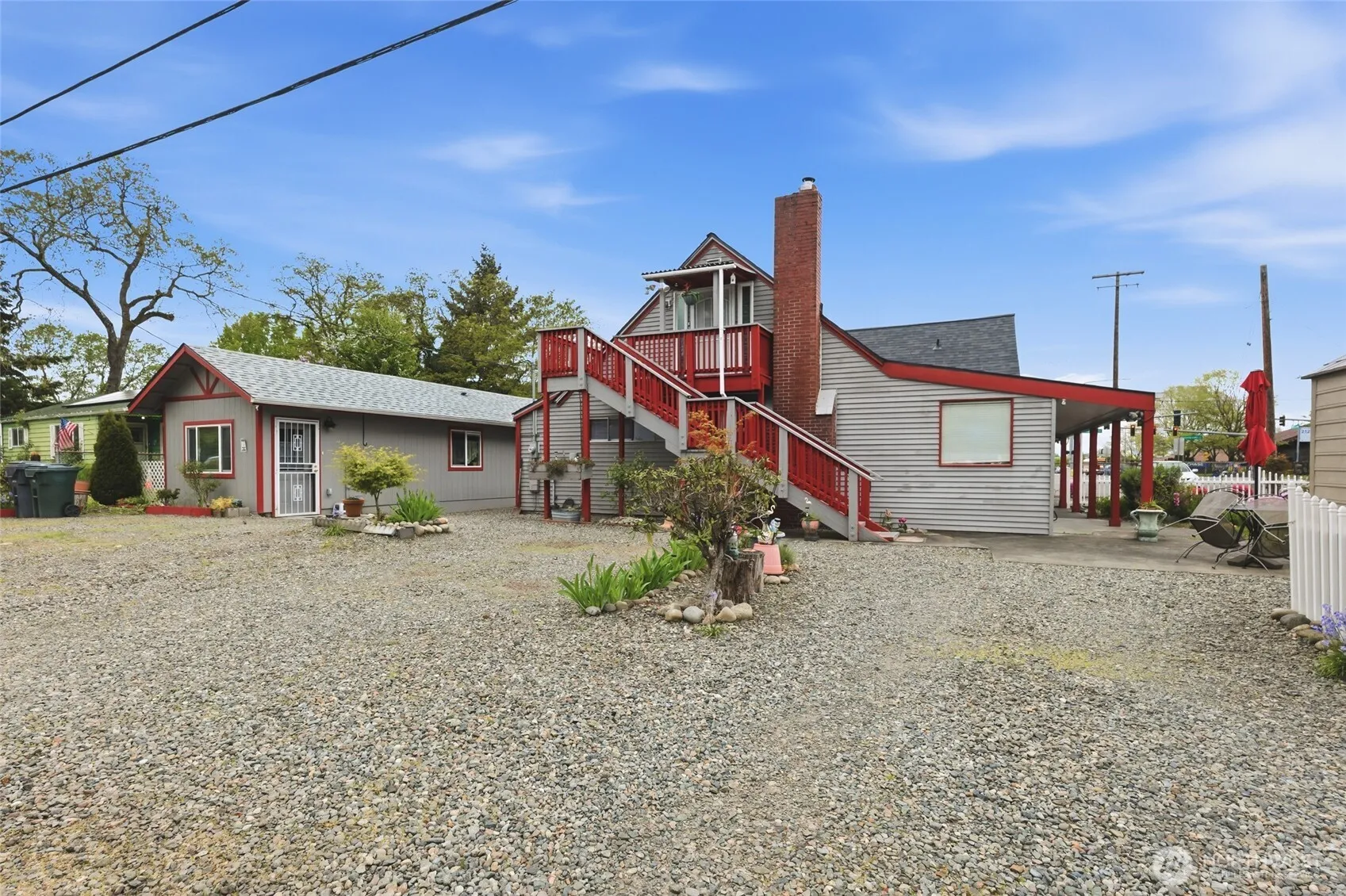 Property photo for 6323 100th Street Sw, Lakewood photo 4