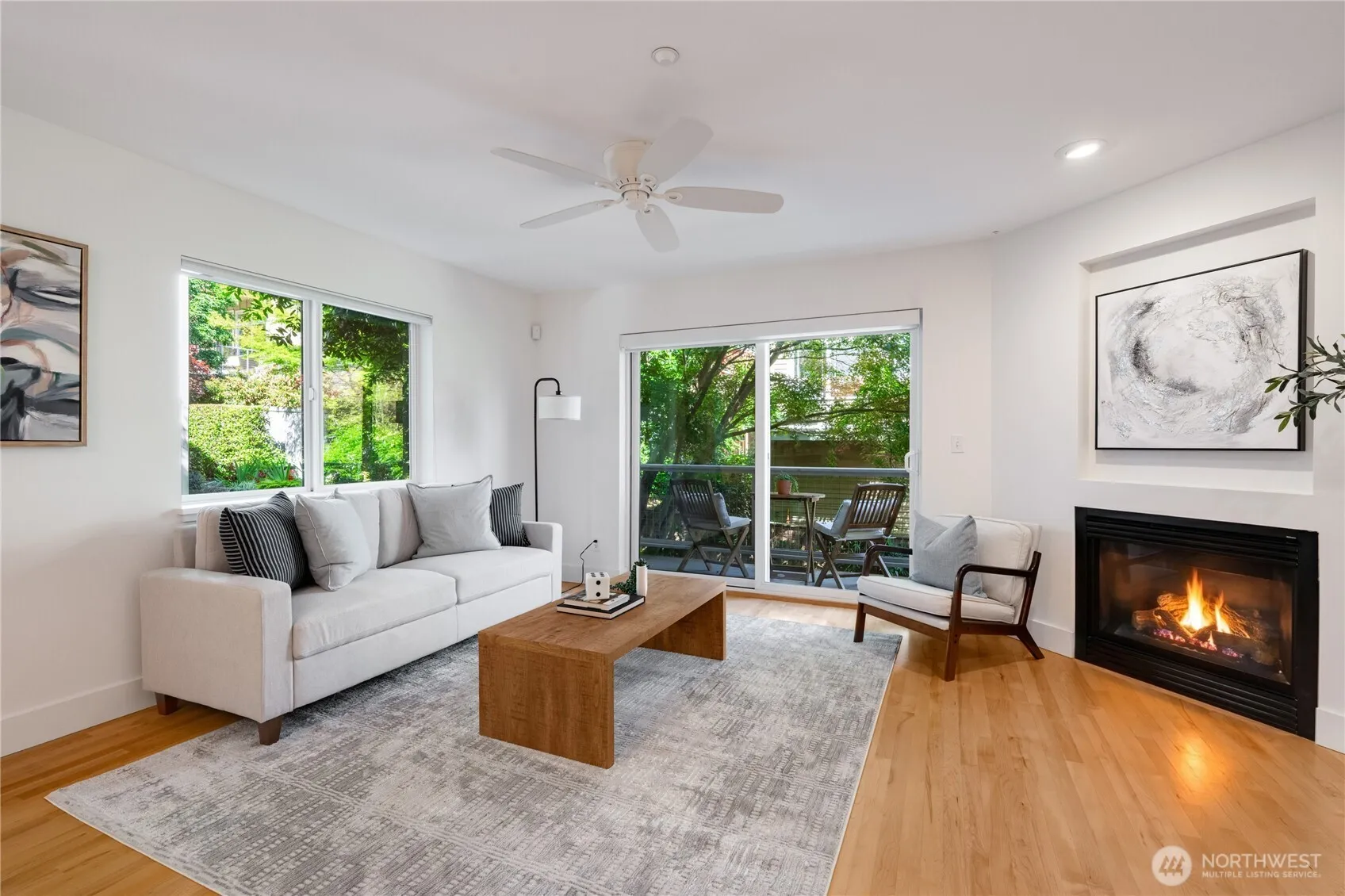 Property photo for 3648 Francis Avenue N #d, Seattle photo 5