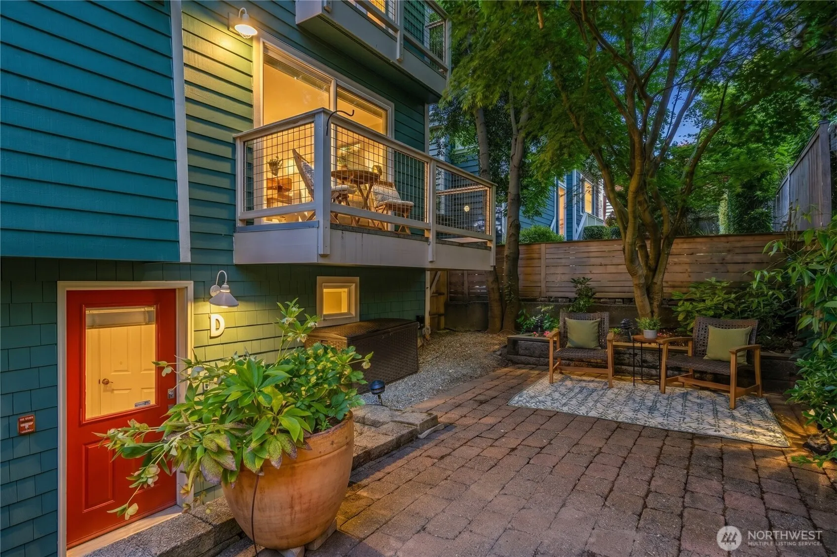 Property photo for 3648 Francis Avenue N #d, Seattle