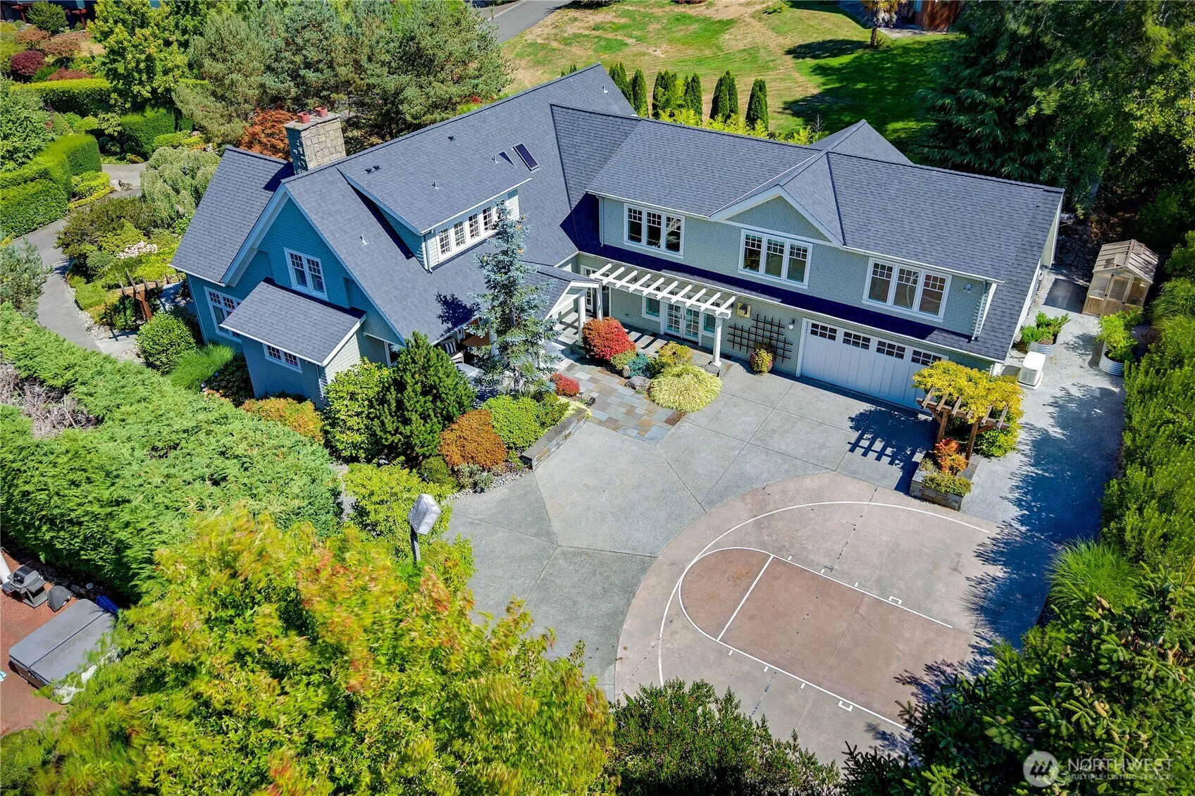 Property photo for 9223 Allens Cove Lane Ne, Bainbridge Island photo 3
