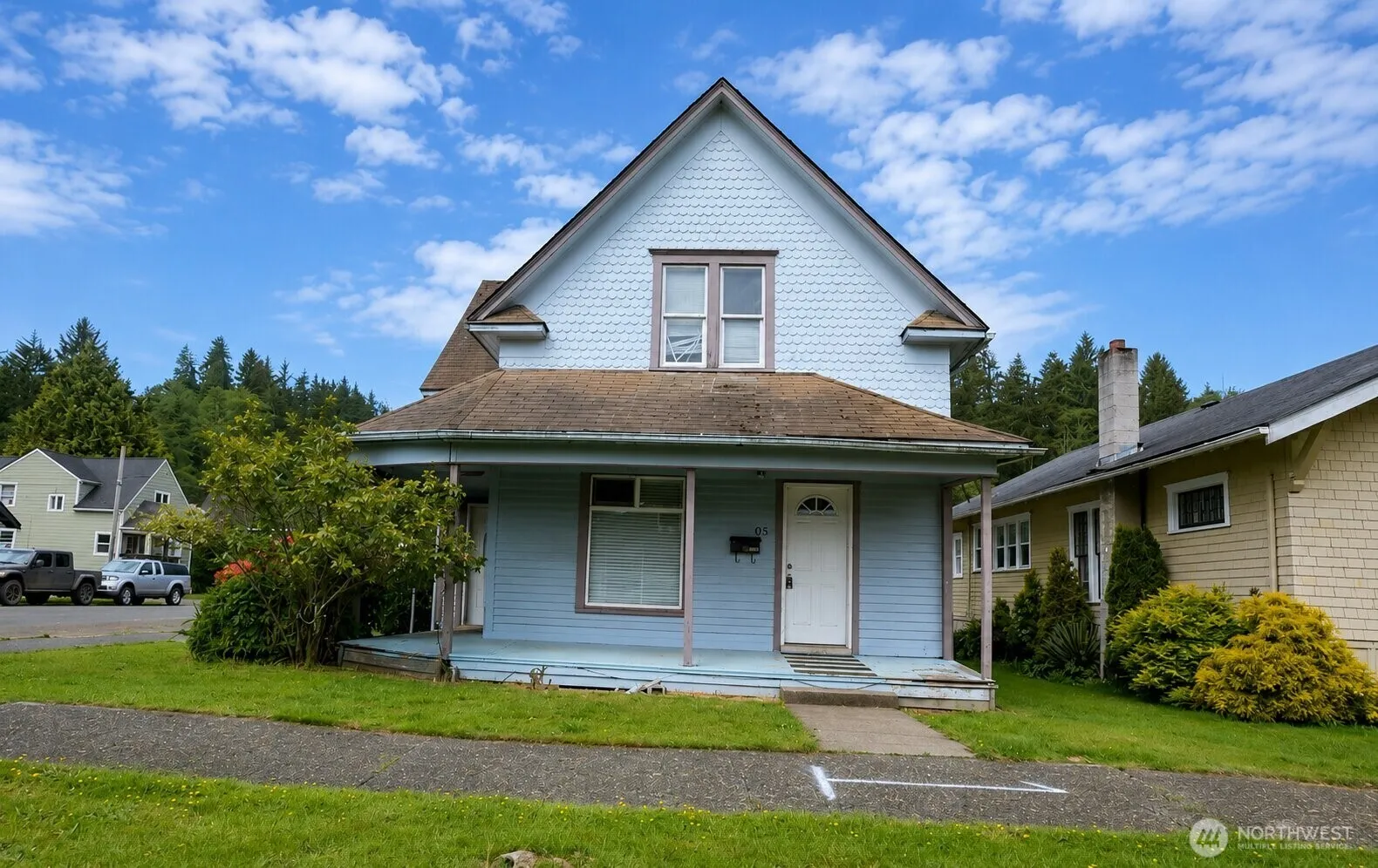 Property photo for 803 Monroe Street, Hoquiam