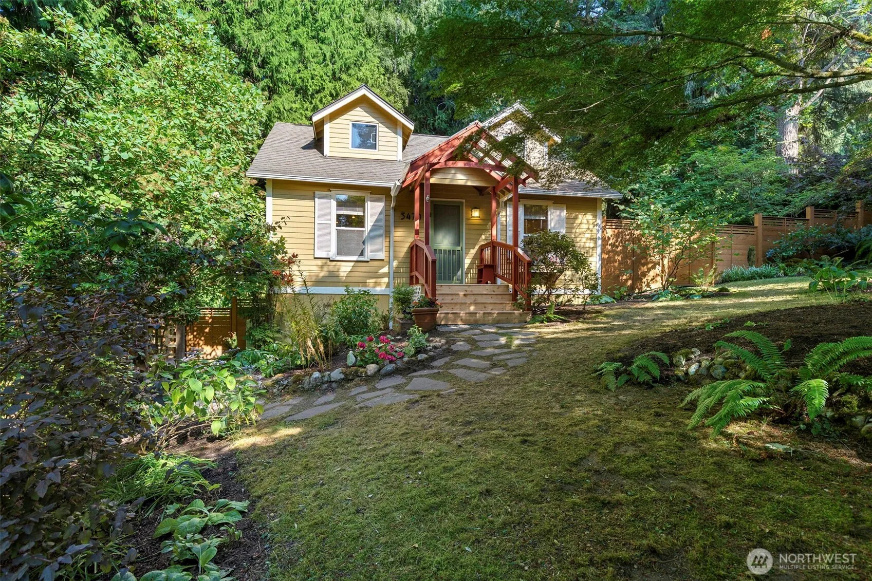 Property photo for 5470 Taylor Avenue Ne, Bainbridge Island photo 2