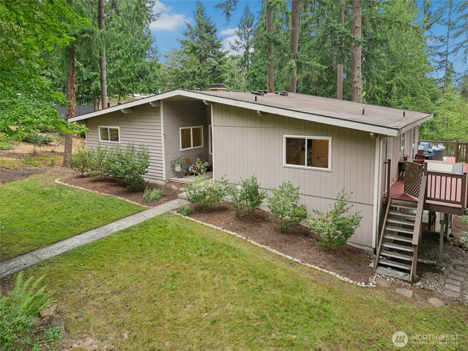 Property photo for 1115 Wildwood Boulevard Sw, Issaquah