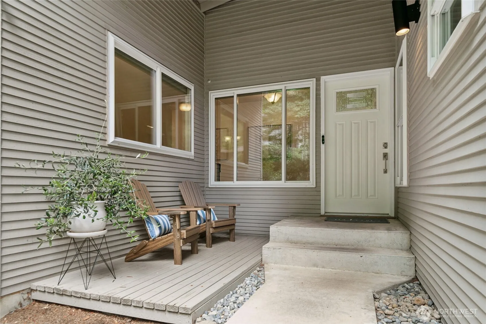 Property photo for 1115 Wildwood Boulevard Sw, Issaquah photo 2