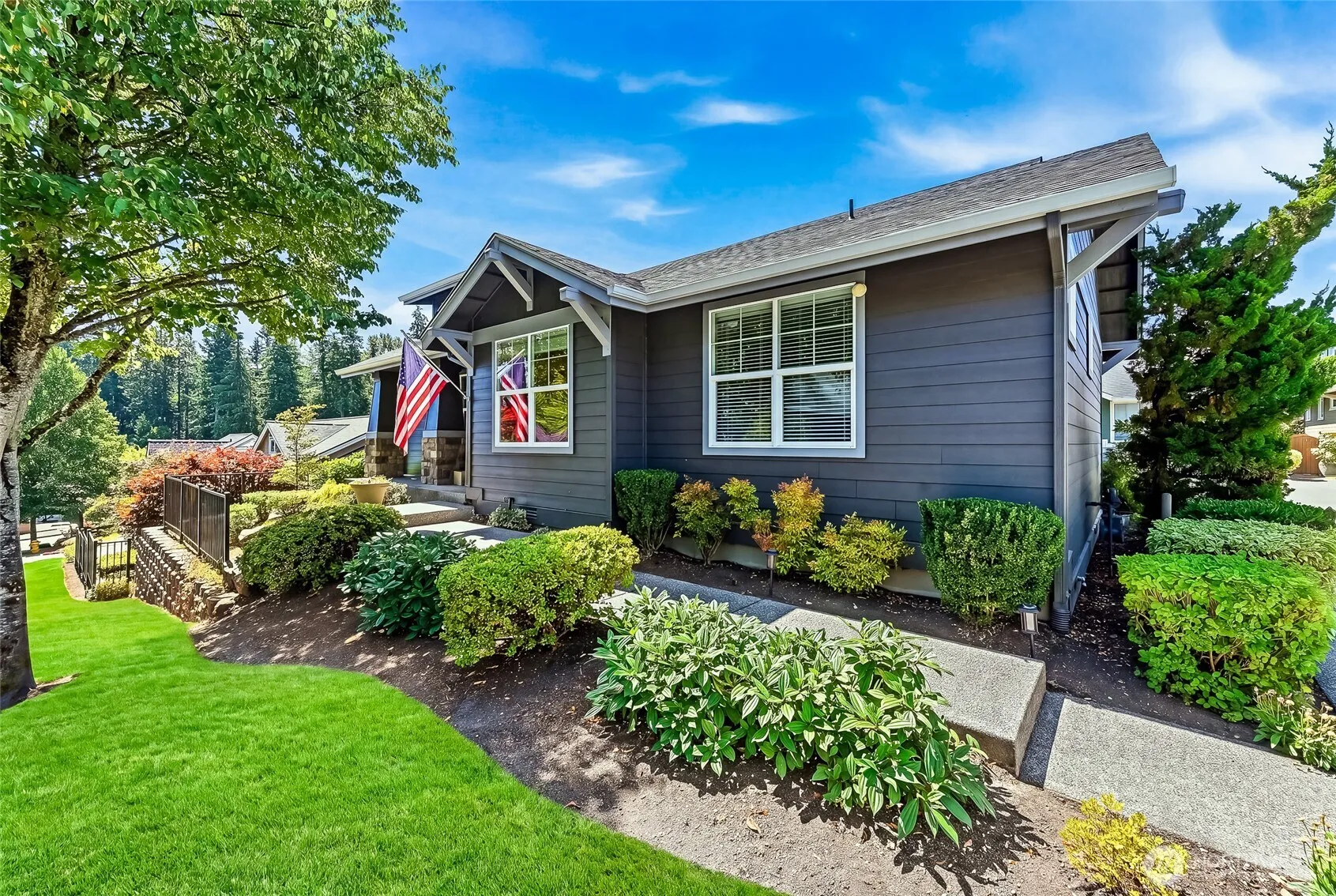 Property photo for 13233 239th Way Ne, Redmond
