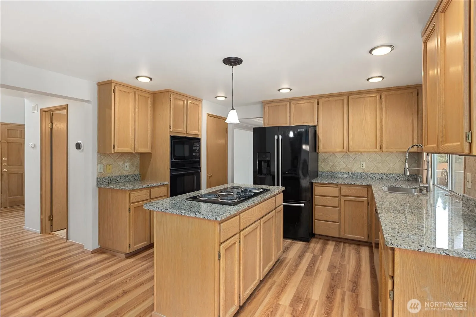 Property photo for 12706 52nd Place W, Mukilteo photo 4