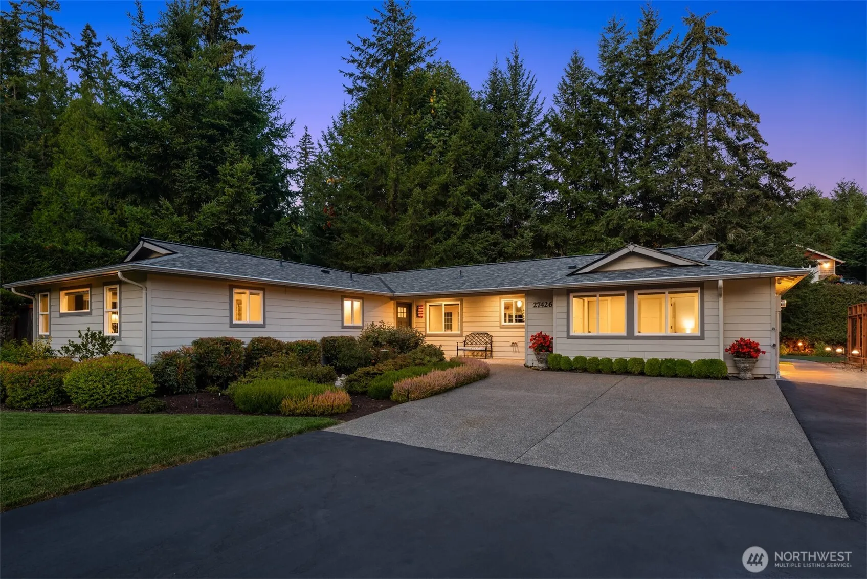 Property photo for 27426 208th Avenue Se, Maple Valley photo 5
