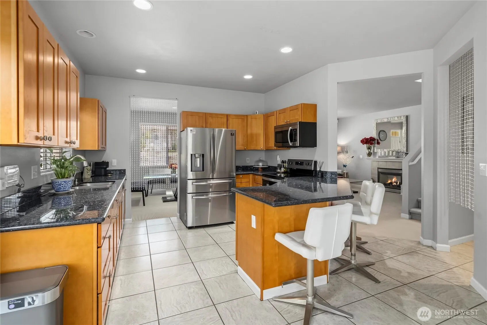 Property photo for 16901 Woodside Drive Se, Renton photo 2