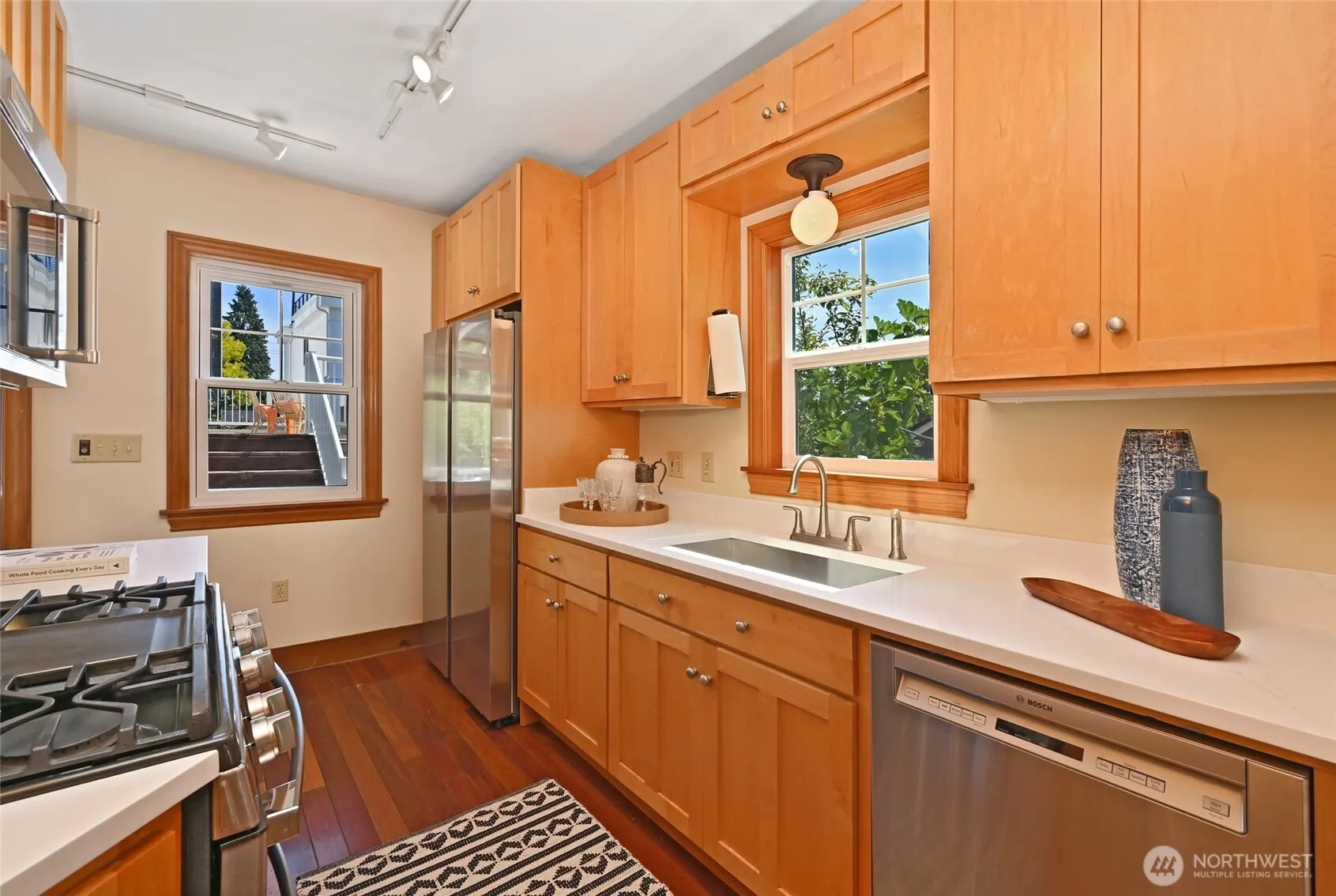 Property photo for 8046 18th Avenue Nw, Seattle photo 5