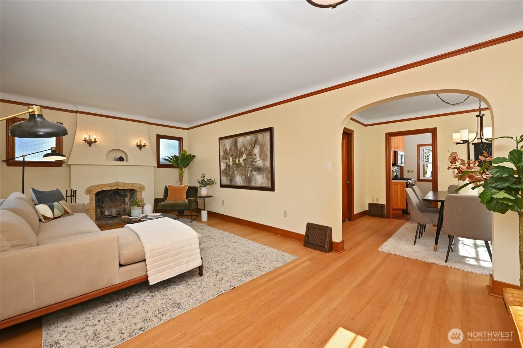 Property photo for 8046 18th Avenue Nw, Seattle photo 3