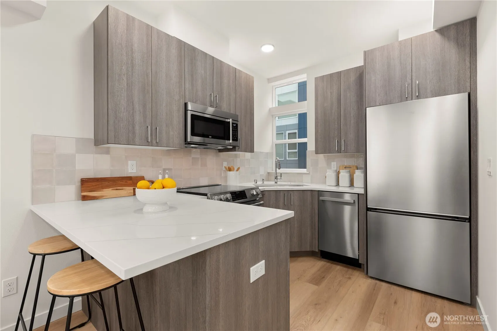Property photo for 1206 B Nw 83rd Street, Seattle photo 4