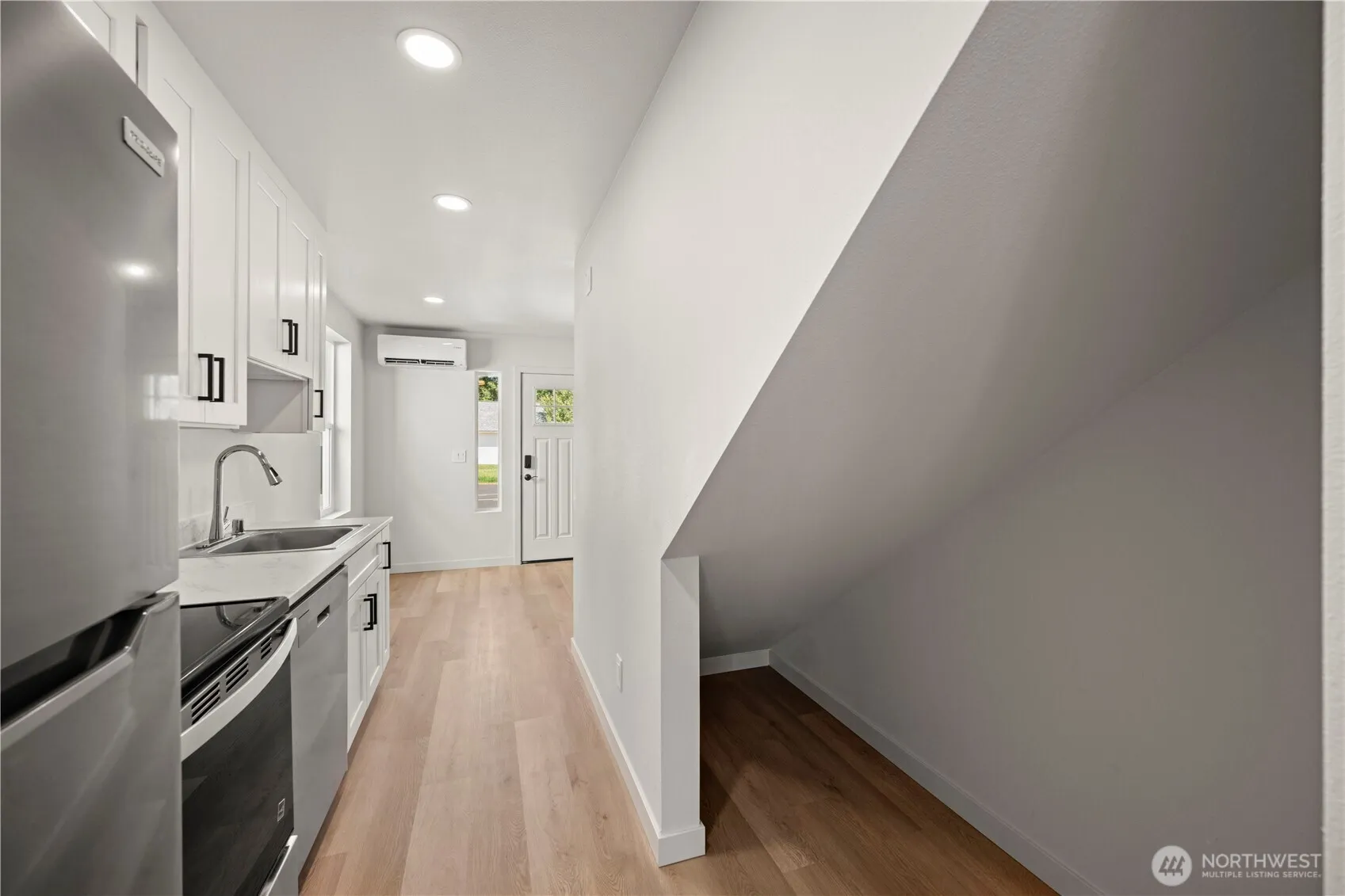 Property photo for 202 S Alder Avenue #a, Granite Falls photo 4