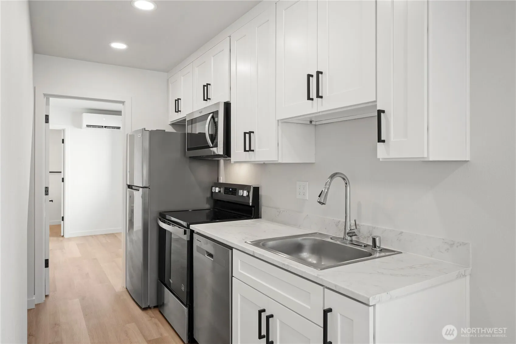 Property photo for 202 S Alder Avenue #a, Granite Falls photo 3