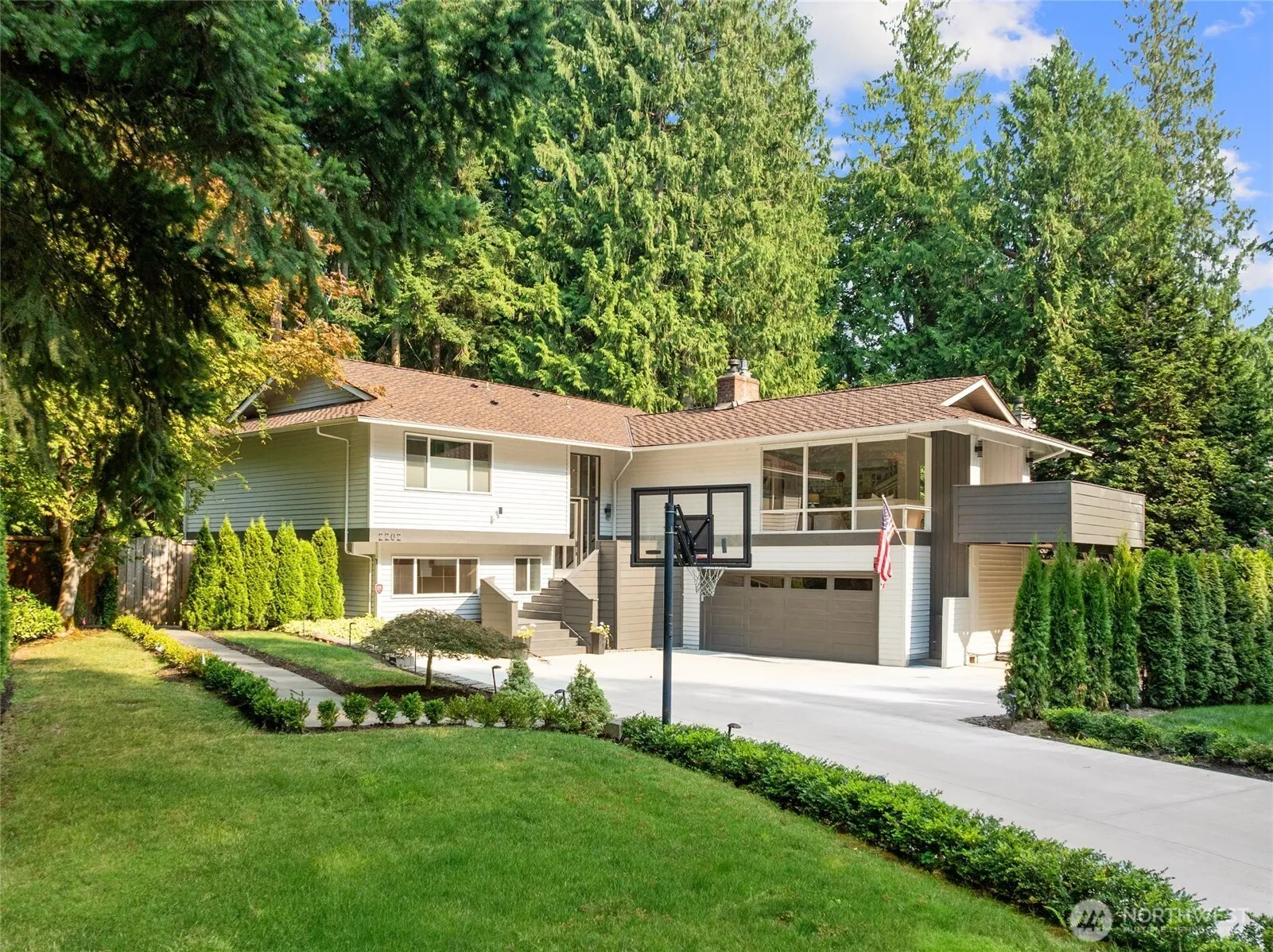Property photo for 2202 Sahalee Drive E, Sammamish