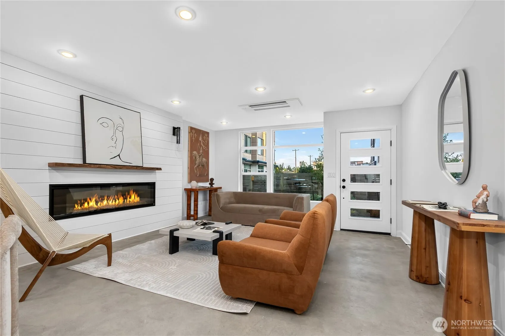 Property photo for 5011 Fauntleroy Way Sw #unit A, Seattle photo 4