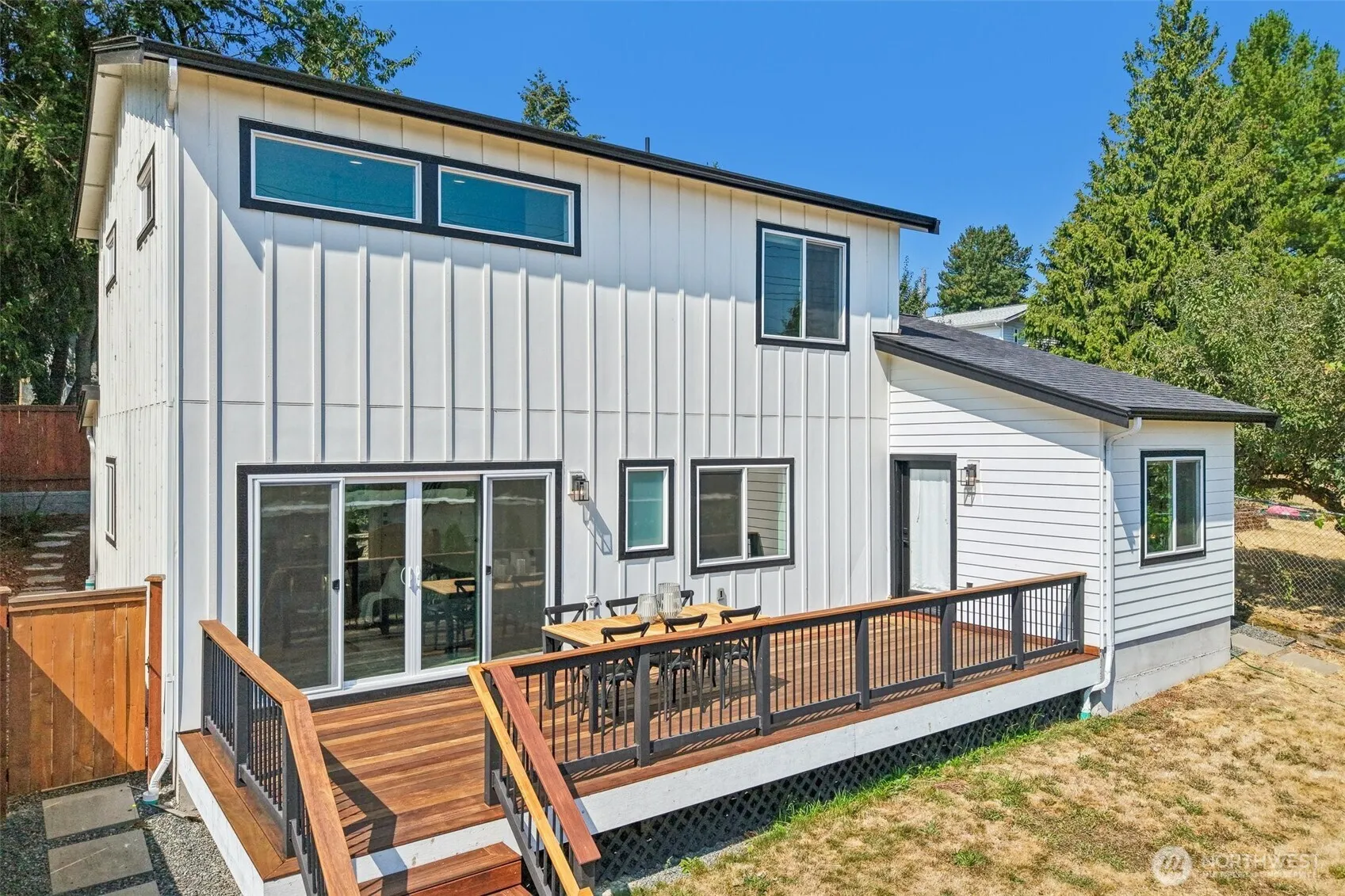 Property photo for 12038 N Park Avenue N, Seattle photo 2