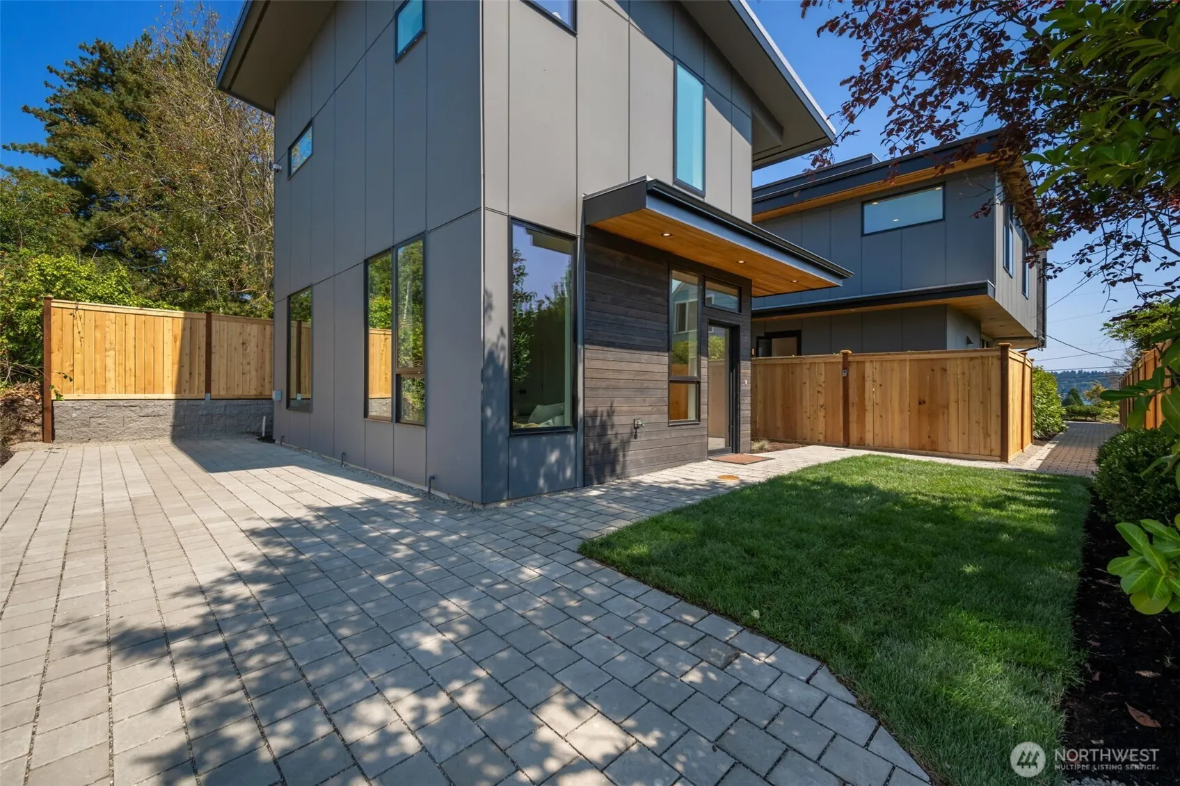 Property photo for 4219 51st Avenue S #b, Seattle photo 3