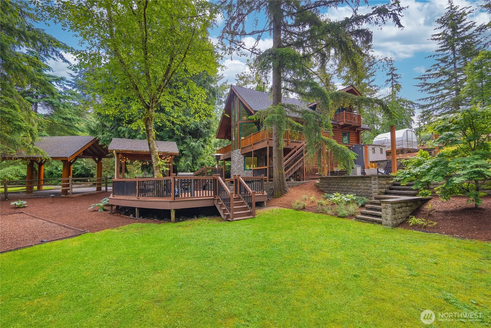Property photo for 22005 Se 28th Street, Sammamish photo 4