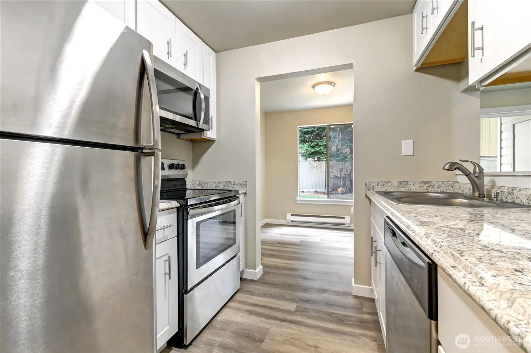 Property photo for 1102 8th Street Ne #6, Auburn photo 3