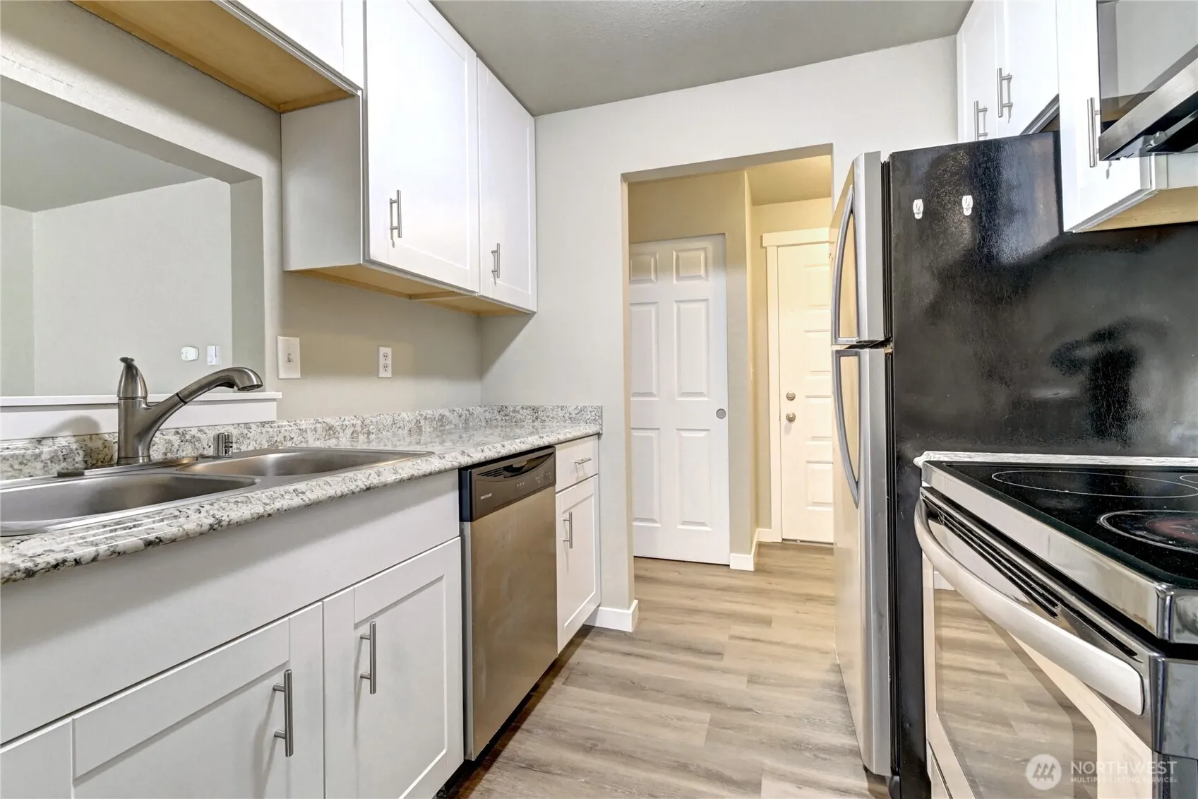 Property photo for 1102 8th Street Ne #6, Auburn photo 5
